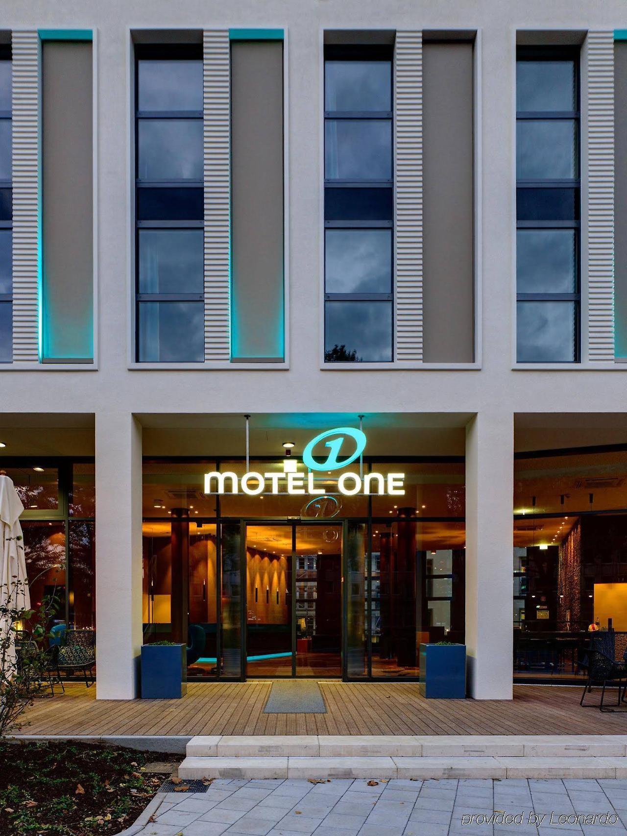 Motel One Koln-Waidmarkt Екстер'єр фото