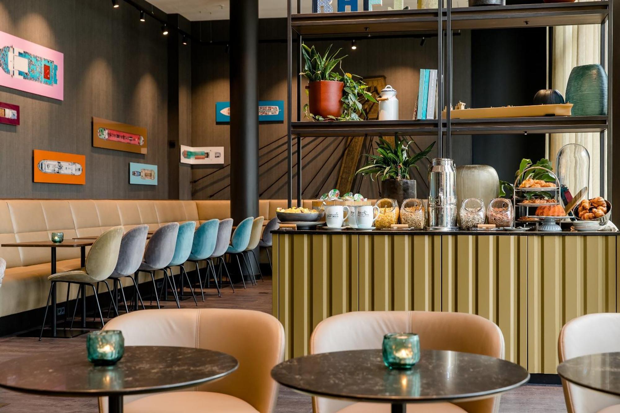 Motel One Koln-Waidmarkt Екстер'єр фото