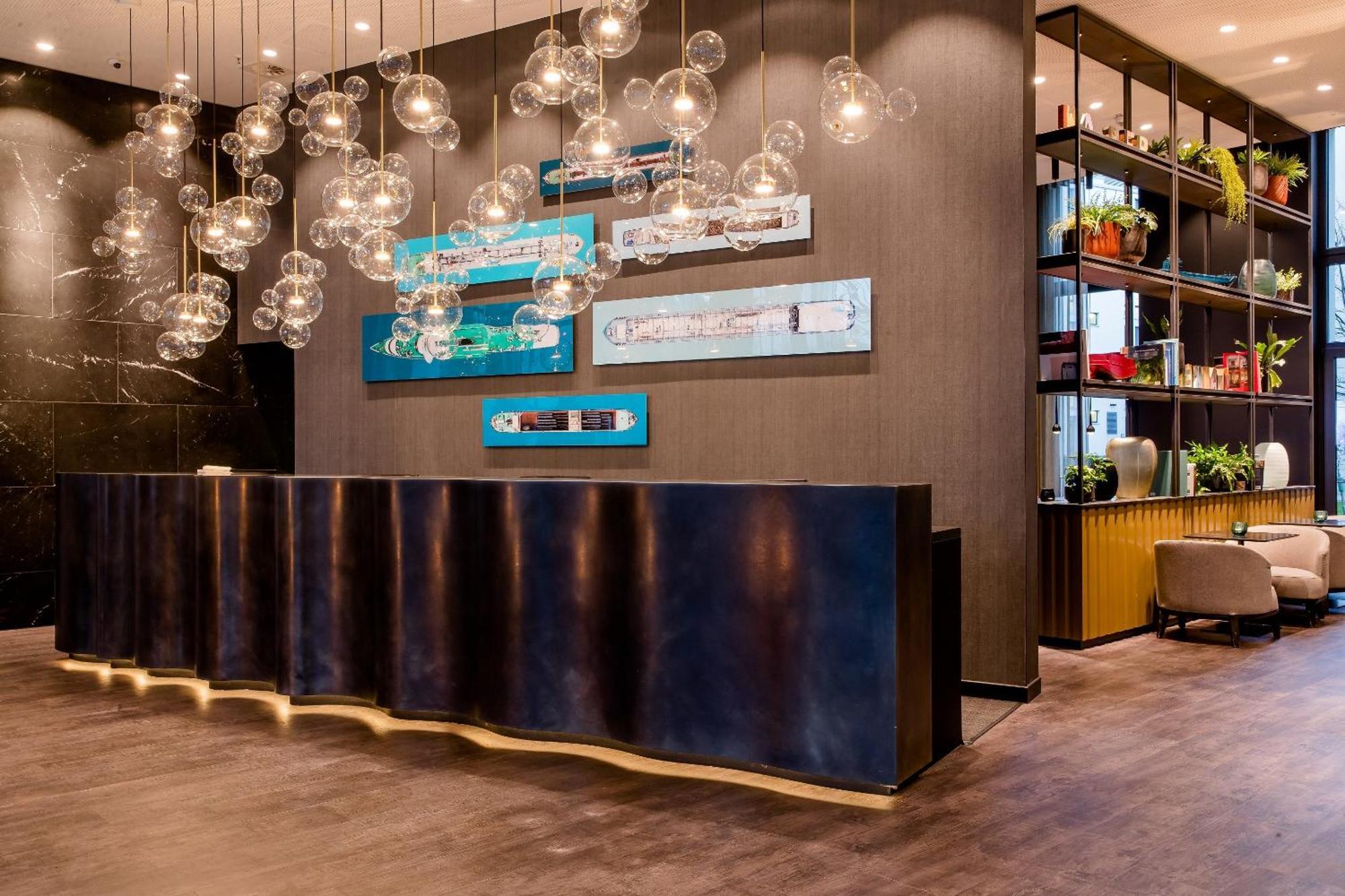 Motel One Koln-Waidmarkt Екстер'єр фото